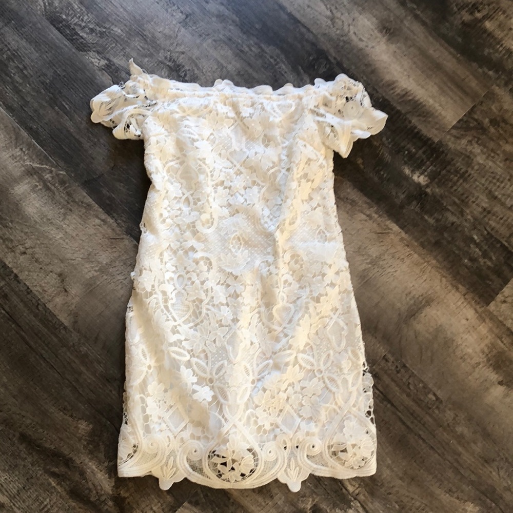 Lush form fitting dress